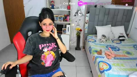 Snapshot of lunascoott chatting on June 10, 2:34 am ARI online show from June 10, 2:34 am