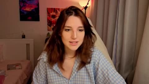 Kate online show from November 6, 1:23 pm