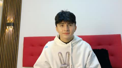 Snapshot of lunaydream chatting on April 26, 11:19 am lunaydream online show from April 26, 11:19 am