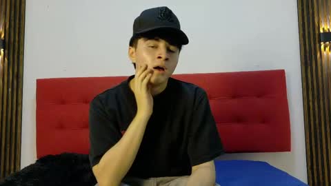 Snapshot of lunaydream chatting on April 30, 11:16 am lunaydream online show from April 30, 11:16 am