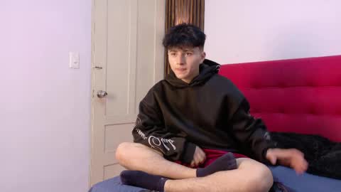 Snapshot of lunaydream chatting on May 5, 11:18 am lunaydream online show from May 5, 11:18 am