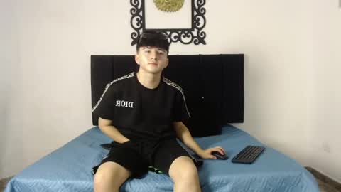 Snapshot of lunaydream chatting on May 8, 11:26 am lunaydream online show from May 8, 11:26 am