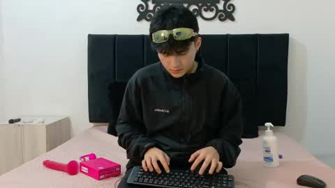 Snapshot of lunaydream chatting on June 6, 11:59 am lunaydream online show from June 6, 11:59 am