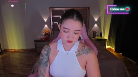 LUNA ROSE online show from March 20, 3:55 am