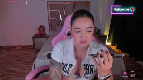 LUNA ROSE online show from April 11, 3:22 am