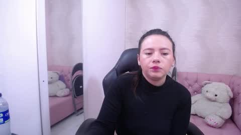 Snapshot of lunnadoll chatting on March 12, 3:02 am Katty what ever do you want on my pv is for extra tokens minimi 250 tks ty u for understand online show from March 12, 3:02 am