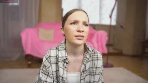 Luna online show from April 17, 1:58 pm