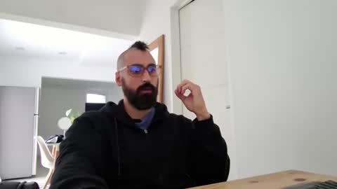 Snapshot of lupal2 chatting on May 29, 2:37 pm Lupal2 online show from May 29, 2:37 pm