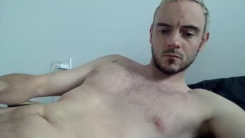 Snapshot of lupine_666 chatting on October 17, 10:07 am Lupine online show from October 17, 10:07 am