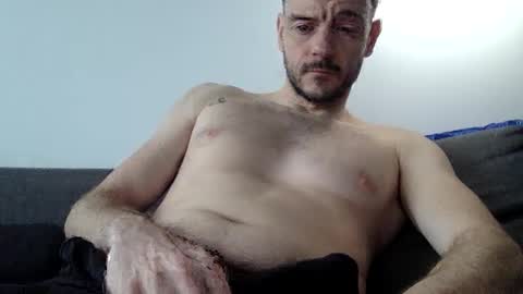 Snapshot of lupine_666 chatting on February 13, 9:27 am Lupine online show from February 13, 9:27 am