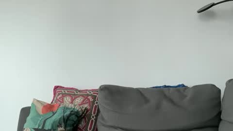 Snapshot of lupine_666 chatting on June 1, 7:43 am Lupine online show from June 1, 7:43 am
