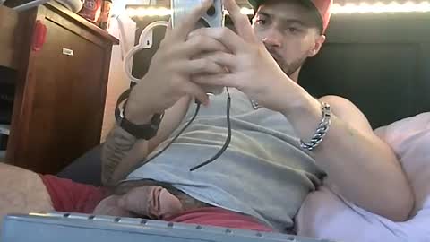 lurkus online show from June 26, 6:34 pm