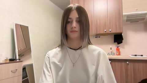 Snapshot of lurlineoline chatting on November 1, 4:09 pm May online show from November 1, 4:09 pm