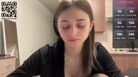 Snapshot of lurlineoline chatting on March 25, 3:07 pm May online show from March 25, 3:07 pm