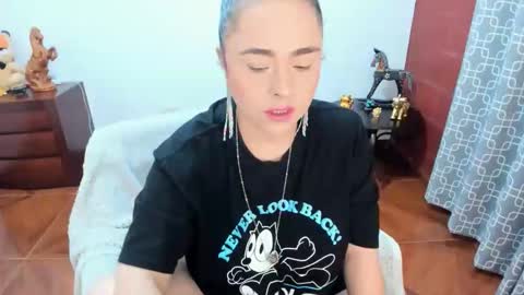 PAULINA online show from April 8, 1:33 pm