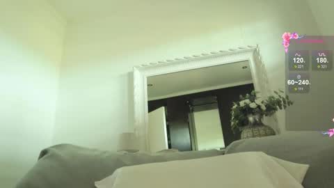 lusciouslipsxx online show from February 22, 7:29 am