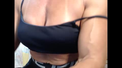 Snapshot of lusexyhot chatting on January 18, 8:34 pm lusexyhot online show from January 18, 8:34 pm