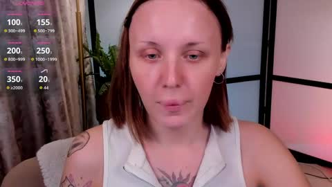Snapshot of lushcherry chatting on April 25, 6:05 am your sweet Liana online show from April 25, 6:05 am