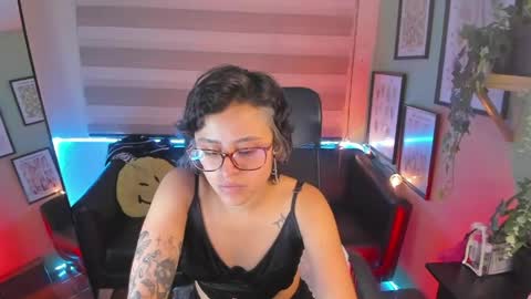 Snapshot of lusiana__ chatting on May 27, 12:24 pm Luci online show from May 27, 12:24 pm