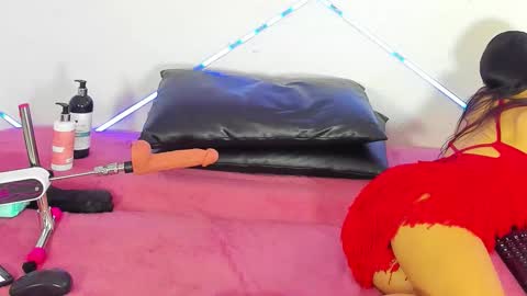 Lussie  online show from October 26, 3:34 am