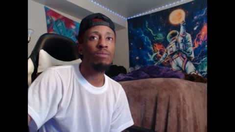 Snapshot of lust_j chatting on April 29, 7:12 am LUST online show from April 29, 7:12 am