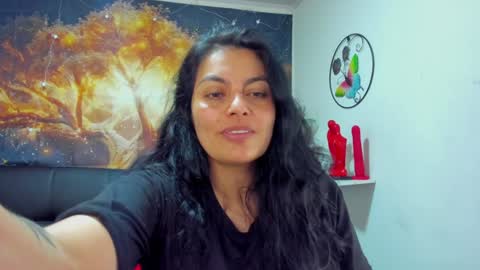 Snapshot of lust_mom chatting on December 14, 7:03 pm Angela 3 online show from December 14, 7:03 pm