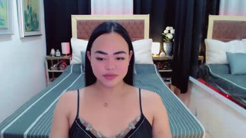 Snapshot of lustfuloffendertrina chatting on February 3, 10:58 am Trina online show from February 3, 10:58 am