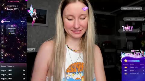 Snapshot of lusyagreenberg chatting on January 28, 8:04 pm LusyaGreenberg online show from January 28, 8:04 pm