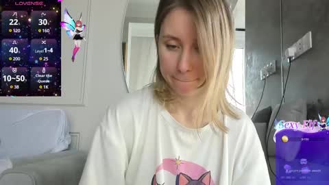 Snapshot of lusyagreenberg chatting on February 15, 7:06 am LusyaGreenberg online show from February 15, 7:06 am