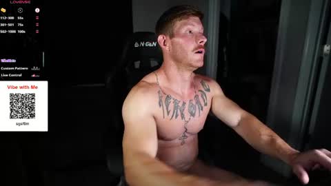 Snapshot of luther_daddy chatting on June 12, 1:37 am luther_daddy online show from June 12, 1:37 am