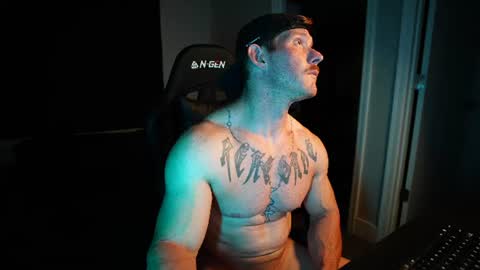 Snapshot of luther_daddy chatting on June 21, 1:30 am luther_daddy online show from June 21, 1:30 am