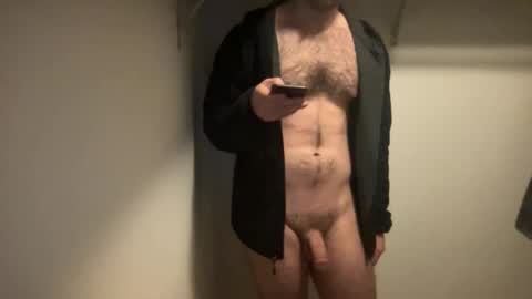 Snapshot of luv2bnaked23 chatting on December 29, 5:10 am luv2bnaked23 online show from December 29, 5:10 am