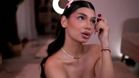 Caprice online show from April 18, 7:58 pm