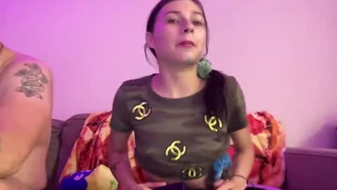 Snapshot of luvkoko chatting on September 30, 8:52 am luvkoko online show from September 30, 8:52 am