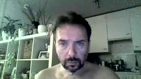 Snapshot of luvly chatting on October 17, 10:01 pm Luvly online show from October 17, 10:01 pm