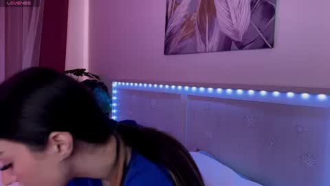Snapshot of luvlyveronica chatting on July 29, 9:40 am Veronica online show from July 29, 9:40 am