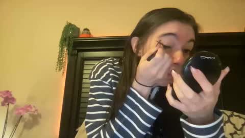 luvrxstarx online show from December 17, 12:49 am