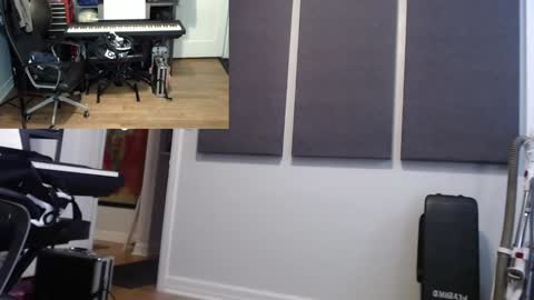 Snapshot of luvshonitoff chatting on December 7, 4:42 am Jim Bo online show from December 7, 4:42 am