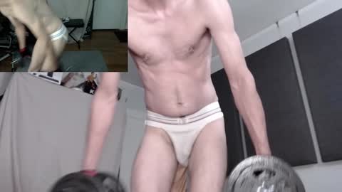 Snapshot of luvshonitoff chatting on February 22, 2:39 am Jim Bo online show from February 22, 2:39 am