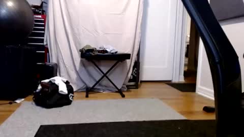 Snapshot of luvshonitoff chatting on February 24, 4:16 am Jim Bo online show from February 24, 4:16 am