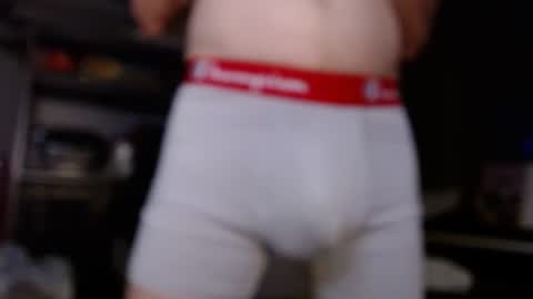 Snapshot of luvshonitoff chatting on October 28, 4:16 am Jim Bo online show from October 28, 4:16 am