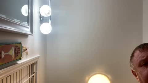 Snapshot of luvtobenude21 chatting on February 2, 11:53 pm Joe and Sarah online show from February 2, 11:53 pm