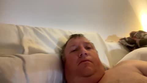 Snapshot of luvtobenude21 chatting on February 6, 12:16 pm Joe and Sarah online show from February 6, 12:16 pm