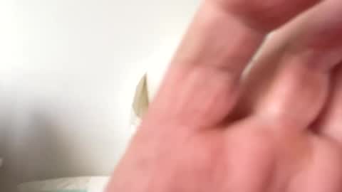 Snapshot of luvtobenude21 chatting on February 20, 10:04 pm Joe and Sarah online show from February 20, 10:04 pm