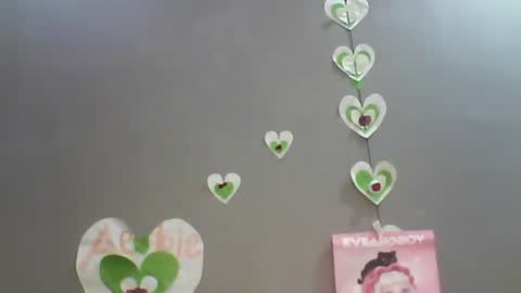 Bee Bee online show from March 16, 5:44 am