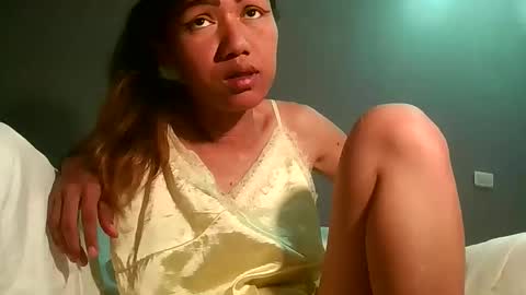 Bee Bee online show from April 18, 7:01 am