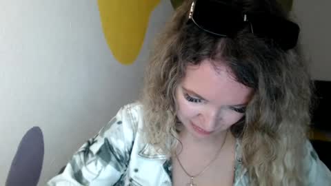 Donna online show from June 17, 9:45 am