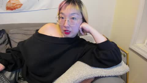 Snapshot of luxgray chatting on January 18, 3:09 am LuxGray online show from January 18, 3:09 am