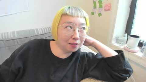 Snapshot of luxgray chatting on March 27, 9:03 pm LuxGray online show from March 27, 9:03 pm