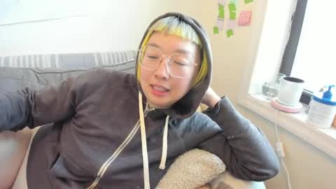 Snapshot of luxgray chatting on March 28, 8:30 pm LuxGray online show from March 28, 8:30 pm